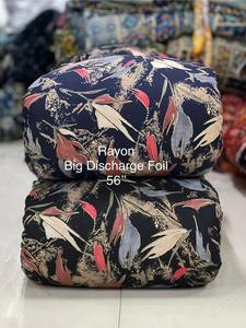 Proceso de fabricación integral de rayón puro Usos y beneficios Tela cómoda para vestidos, tops y prendas de vestir - Product Image 3