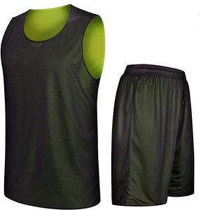 Vêtements de sport pour hommes fabriqués au Pakistan uniforme de basket-ball respirant de haute qualité personnalisé sublimé ensemble grande taille - Product Image 3