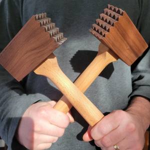 Marteau à viande professionnel en bois d'acacia - Battoir à viande double face - Attendrisseur de viande en bois naturel pour steak, poulet et volailles - Product Image 5
