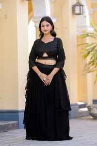 Atractivo Kasturi Silk Lehenga Choli para mujer Black-Golden Sequence Dori Work with Dupatta for Summer - Product Image 2