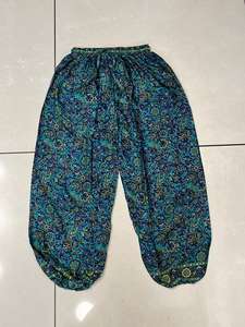 Pantalon sarouel en soie à imprimé floral pour femme Style bohème hippie Baggy Yoga Wear avec taille élastique avec logo décoratif - Product Image 4