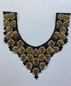 Motifs de cou brodés traditionnels et modernes Broderie personnalisée de haute qualité pour les vêtements de mode 100% meilleur fabriqué en Inde - Product Image 1