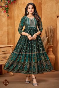 Vestido largo Anarkali Kurti de rayón estampado de alta demanda con bordados elaborados en la mejor combinación de colores - Product Image 4