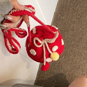 Bolso cruzado de ganchillo 2025: Novedoso y adorable bolso de punto con diseño de hongo grande, de algodón, producto terminado, transfronterizo. - Product Image 3