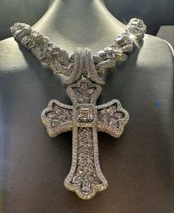 Colgante de Diamantes VVS Personalizado de Lujo Estilo Hip Hop Unisex, Cadena Cruzada de Plata 925 de Primera Calidad con Baño de Oro Blanco y Diamantes Engastados, Mejor Precio - Product Image 2