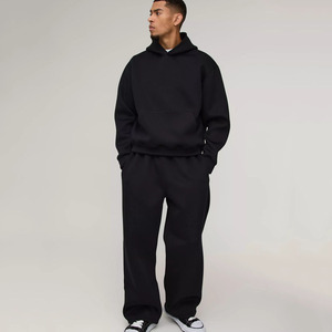 Vente en gros 100% coton Survêtement de sport pour hommes Conception personnalisée Logo Noir Surdimensionné Boxy Lavage à l'acide Tenue de jogging à capuche d'hiver - Product Image 1