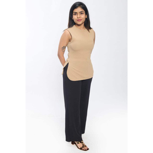 Haut sans manches beige à la mode pour femmes col rond fente latérale Spandex mélange décontracté été superposition et vêtements en solo - Product Image 3