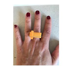 Bague de doigt en résine personnalisable au design élégant pour femmes Fabulous Classic Engagement High Fashionable Resin Chunky Ball Jewelry - Product Image 1