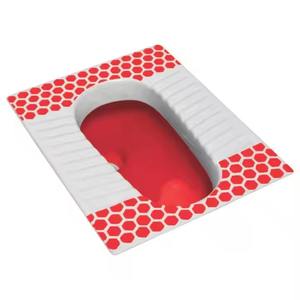 Poêle à accroupir en céramique émaillée de la meilleure qualité Double commode Orissa rouge pour salle de bain articles sanitaires - Product Image 1
