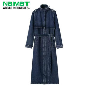 Manteau long en jean tendance pour femmes avec col montant et ceinture ajustable, bleu foncé élégant - Product Image 1