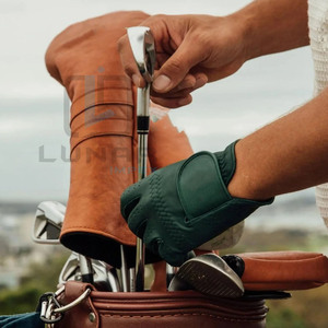 Derniers gants de golf en cuir Cabretta de couleur vert forêt avec un trou solide et respirant sur des gants de golf personnalisés en cuir - Product Image 4