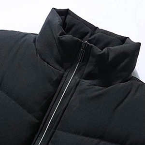 Gilet matelassé multi-panneaux pour hommes Gilet utilitaire en duvet sans manches avec col montant pour la chaleur hivernale Gilet d'extérieur léger - Product Image 2