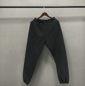 กางเกงจ็อกเกอร์ผ้าคอตตอน100% เอวสูงระบายอากาศได้สำหรับผู้ชายกางเกงวิ่งเข้ายิมซักสีเข้มสไตล์สปอร์ตลำลองงาน OEM ตามสั่ง - Product Image 3