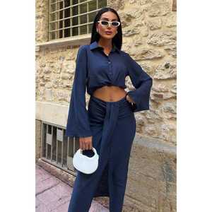 Conjunto de Top Corto Informal y Falda con Diseño Fruncido 10195 Hecho de Tela Crepé para la Temporada Primavera/Verano - Product Image 4