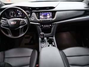 Cadillac XT5 FWD Premium Luxury d'occasion propre 2025 - Product Image 5