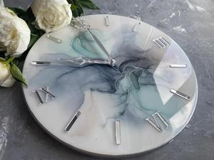 Handmade Colorful Epoxy Resin Quartz Wall <b>Clock</b> with Gold Accents <b>Art</b> <b>Deco</b> Design Home Decor Artistic Crafts for Sale - Product Image 3