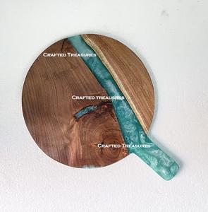 Tabla de cortar de queso de madera de acacia y resina azul con mango Tabla de cortar de buena calidad Tabla de cortar de resina y madera - Product Image 2