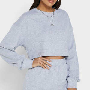 El último conjunto de Top corto informal de invierno para mujer, Top de jogging de nuevo estilo sólido con logotipo frontal, ajuste holgado, ODM, venta al por mayor de Pakistán - Product Image 6
