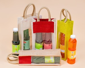 Bolsa de vino de yute con ventana de PVC reutilizable natural para una botella con asa fuerte para embalaje de regalo y uso promocional respetuoso con el medio ambiente - Product Image 3