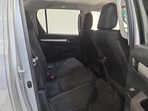 TOYOTA HILUX 2.4D-4D INVINCIBLE 2021 USADO, Volante a la Izquierda/Derecha - Product Image 5