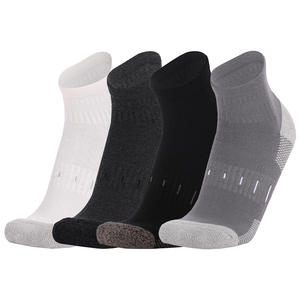 Chaussettes de sport en coton épaisses antidérapantes pour hommes, doublées de polaire, respirantes, courtes, pour entraînement, marathon, course à pied, hauteur de la cheville, logo - Product Image 3