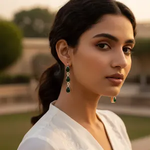 Boucles d'oreilles pendantes en argent 925 avec pierre précieuse verte tendance pour cadeau femme - Product Image 3