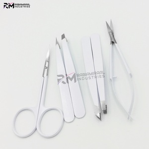 Pinzas para Cejas RMI al Por Mayor, con Recubrimiento en Polvo Blanco/Plateado, Punta de Acero Inoxidable, Juego de 4 Pinzas con Puntas Diferentes - Product Image 3