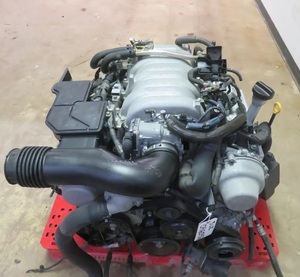 Original used 3UZ FE engine assembly with VVT-i technology in excellent condition - Product Image 2