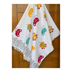 Manta de Sofá Tejida a Mano para Niños, 70x90 Pulgadas, Marca India, Perfecta para Minoristas que Buscan Artículos Artesanales Suaves y de Primera Calidad de Estilo Natural - Product Image 1