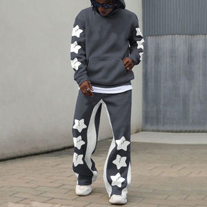 Ensemble de survêtement personnalisé avec impression en relief, pantalon de survêtement évasé et pantalon de jogging empilé pour homme - Product Image 2