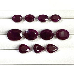 Pierre précieuse de qualité supérieure, 100% naturelle, rubis africain chauffé, taille ovale en forme de poire 5x7mm, 60 carats, couleur rouge sang, pierre précieuse en vrac pour la fabrication de bijoux - Product Image 1