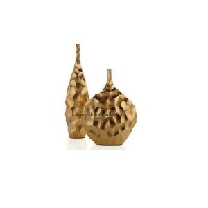 Diseño estándar Venta caliente forma larga flor florero decorativo Color dorado brillante pulido hogar y restaurante balcón jardineras - Product Image 3