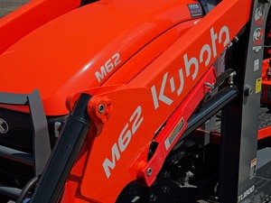 Chargeuse-pelleteuse Kubota M62 2 roues motrices 60 CV 37 kW Diesel 4500 kg Mini-chargeuse haute performance - Product Image 2