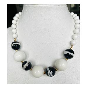 Collier en perles de résine époxy fait main, bijoux fantaisie, collier personnalisé pour femmes et filles, collier en résine poli de qualité supérieure, meilleur prix - Product Image 2