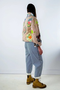 แจ็คเก็ตบอมเบอร์ฤดูหนาวแบบยูนิเซ็กส์ แขนยาว มีฮู้ด ผ้าแคนวาสระบายอากาศได้ดี คุณภาพสูง ผลิตตามแบบ OEM พร้อมลายนูน - Product Image 3