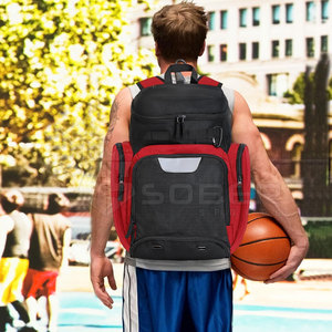 Sac à dos élégant de basket-ball de sublimation imperméable avec USB et caractéristiques antivol fabriqué au Pakistan - Product Image 6