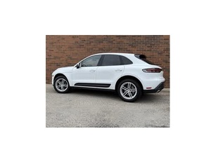 2024 pour Macan Conduite à gauche 200-250 ch 400-500 Nm - Product Image 1