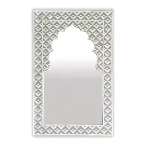 Cadre de miroir d'incrustation d'os Miroir mural décoratif vivant Miroir de salle de bain par l'artisanat du croissant - Product Image 1