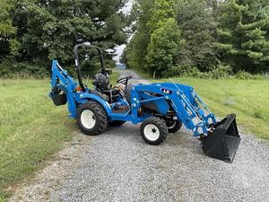 Tracteur agricole 45 CV avec moteur Kubota, benne avant et bras de rétrocaveuse, couleur bleue – Approvisionnement direct usine - Product Image 2