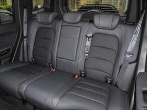 Accessoires 2024 pour véhicules SUV compacts, véhicules hybrides, SUV d'occasion, voitures à essence, sans accident - Product Image 6