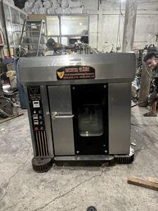 HORNO ROTATIVO DE 6 bandejas Vietnam Bakery 220V/380V Motor de nueva condición Producto caliente 2025 1 año de garantía HORNO ROTATIVO DE 6 bandejas - Product Image 4