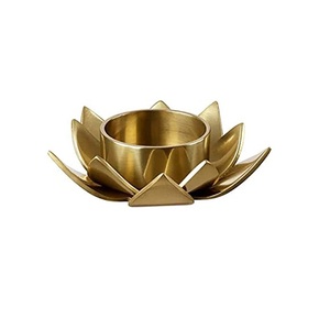 Bougeoirs décoratifs de forme arrondie pour le mariage Bougeoir en métal de qualité durable avec taille personnalisée - Product Image 4