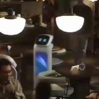 Robot livraison de nourriture intelligent pour restaurant hôtel livraison de nourriture entièrement automatique serveur service