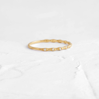 Vente en gros d'accessoires en vrac Bijoux pour femmes pour usage quotidien Bague en zircon mince plaqué or en argent S925