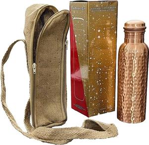 Pack cadeau de couleur verte bouteille d'eau en cuivre avec sac de jute accessoires de verres disponibles avec un design élégant à vendre - Product Image 4