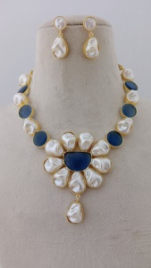 Ensemble de collier de perles rondes avec pendentif floral Produit en vrac en laiton de haute qualité Conception personnalisée - Product Image 4