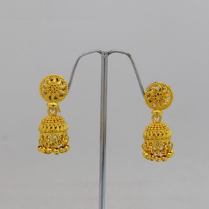 Pendientes de estilo Jhumka chapados en oro de diseño tradicional, pendientes Jumkha de un paso de la mejor calidad para pendientes especiales africanos de Dubái - Product Image 3