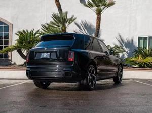 Recién Llegado: R R Cullinan 2026 - SUV Premium de Alto Rendimiento con Tracción en las Cuatro Ruedas, Motor de Doce Cilindros de 6.7L y 600HP - Product Image 2