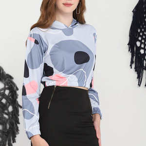 Chic mode femme haut court à capuche doux polaire pull décontracté Look parfait pour le Style Streetwear - Product Image 3