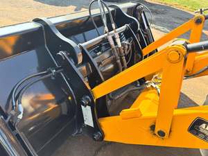 Chargeuse-pelleteuse JCB 3CX14 d'occasion à bas prix et de bonne qualité, chargeuse à haut rendement, boîte de vitesses, pompe, moteur, roulement, garantie de 3 ans - Product Image 3